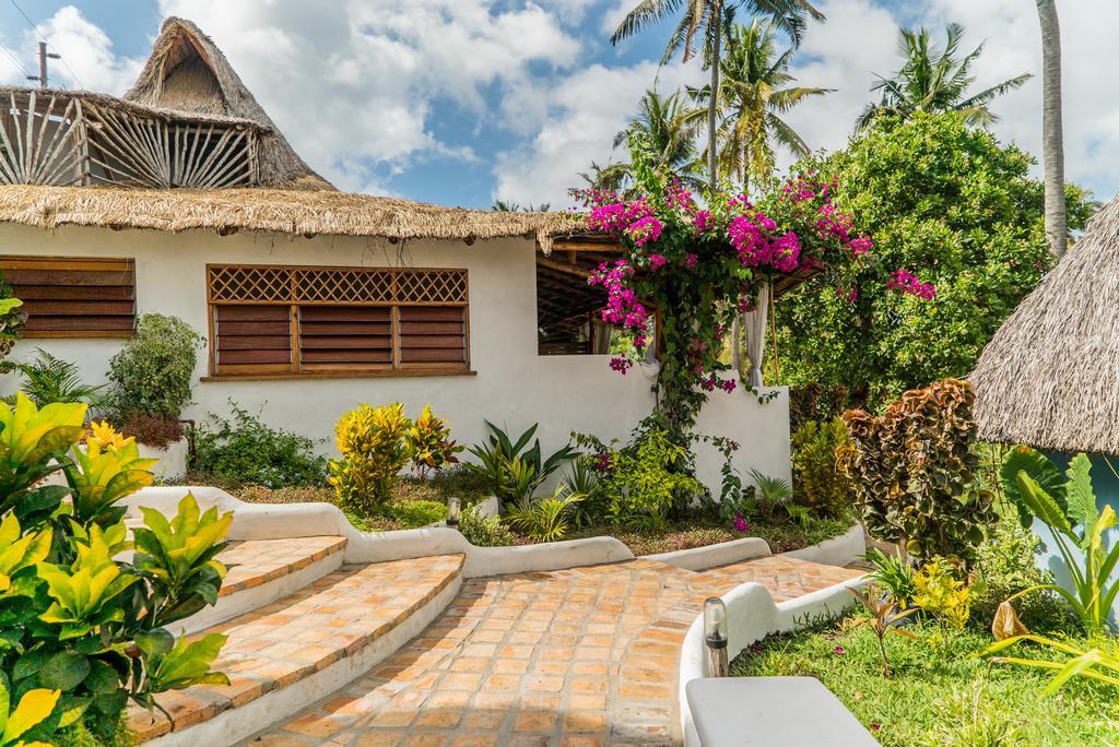 Sunset View Tofo Hotel Exterior photo